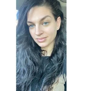 Meet your Posher, Vix